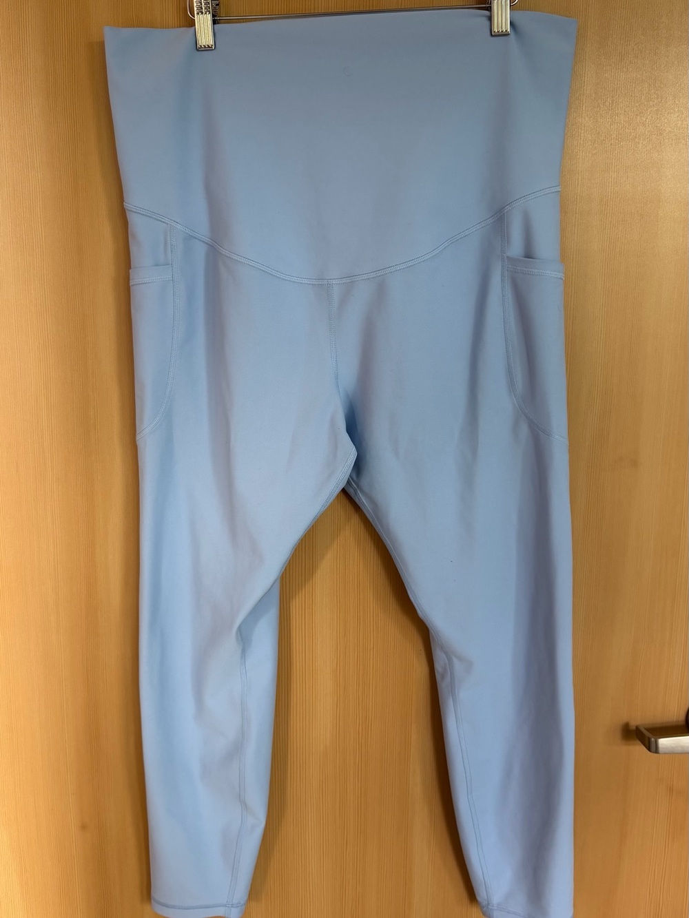 Old Navy Active Maternity Powersoft Leggings XL